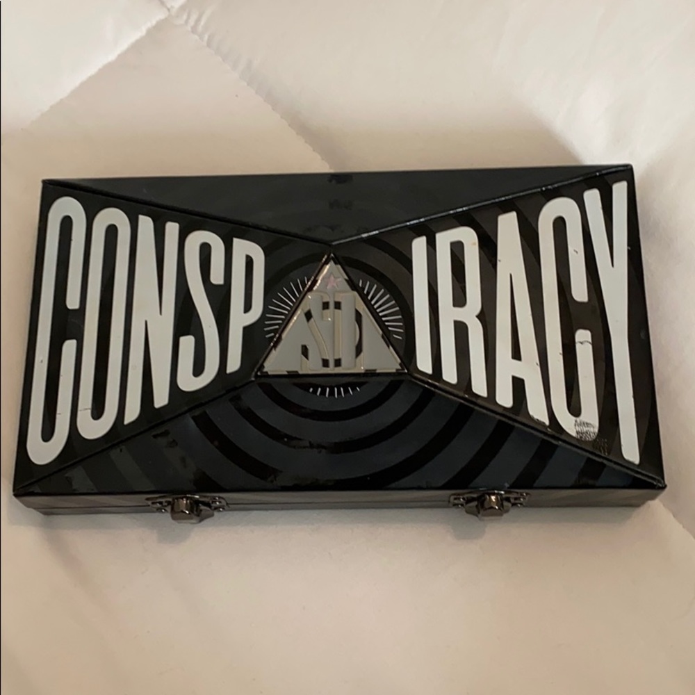 Jeffree Star Cosmetics Conspiracy Palette